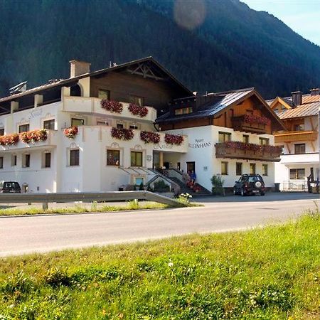 Hotel Kristall B&B Ишгль Экстерьер фото