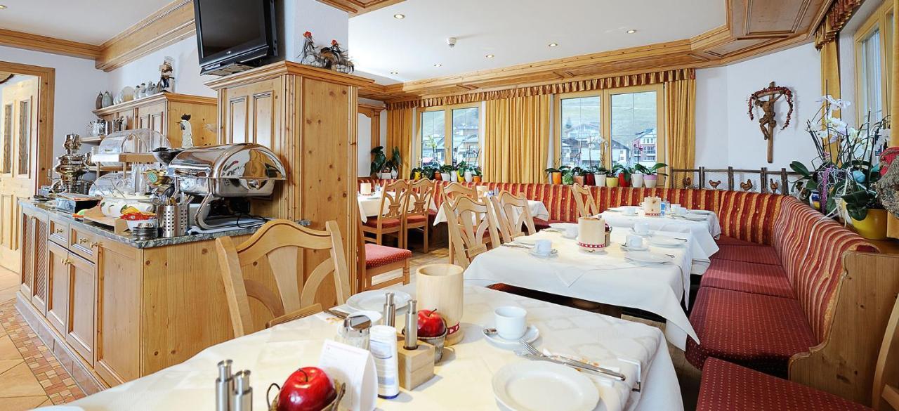 Hotel Kristall B&B Ишгль Экстерьер фото