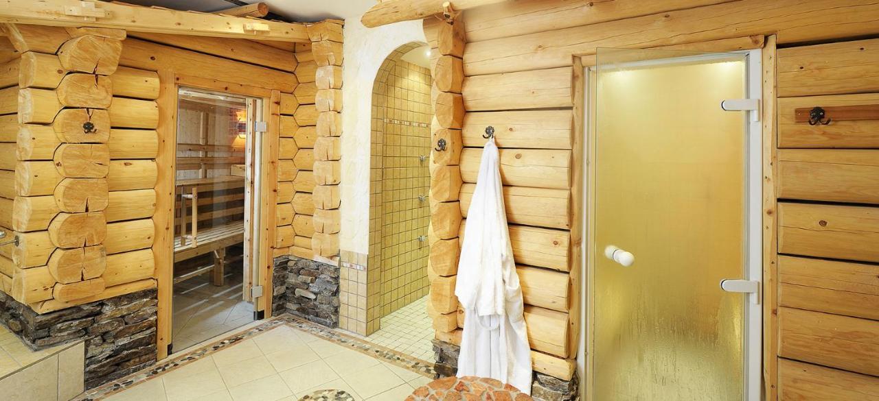 Hotel Kristall B&B Ишгль Экстерьер фото